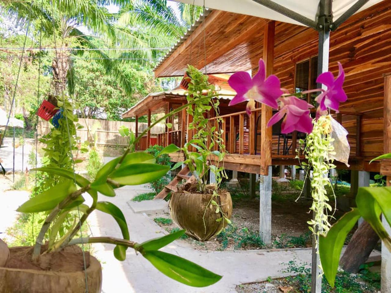 Lanta A Toi House Hotel Ko Lanta Екстериор снимка