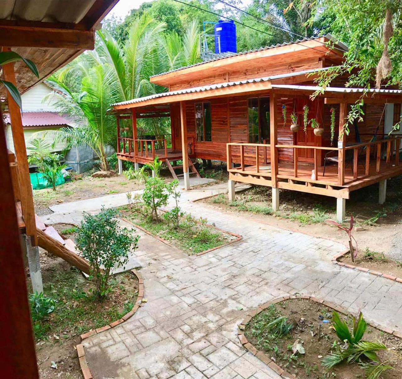 Lanta A Toi House Hotel Ko Lanta Екстериор снимка